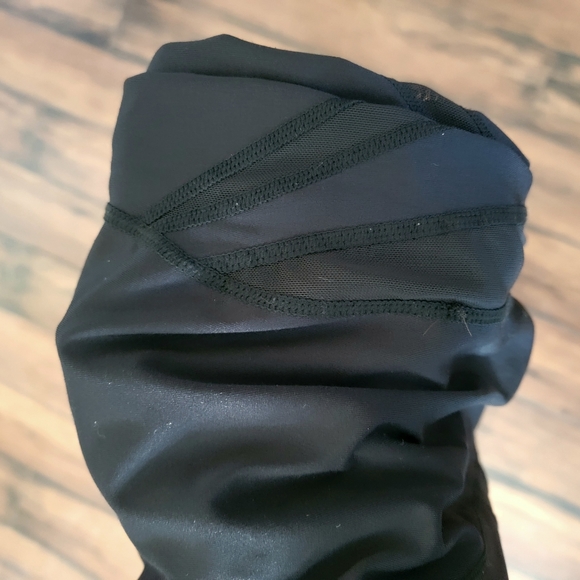 JustStrong Full Length Leggings with Mesh Side Detail - Picture 6 of 6